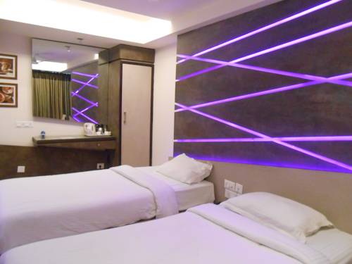 Hotel Aston International